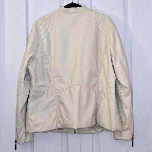 Jou Jou Cream Faux Leather Moto Jacket with Functional Deep Pockets! | 2X - Picture 2 of 16